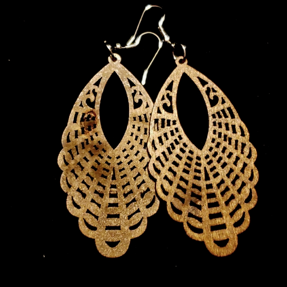Lightweight dark wooden earrings